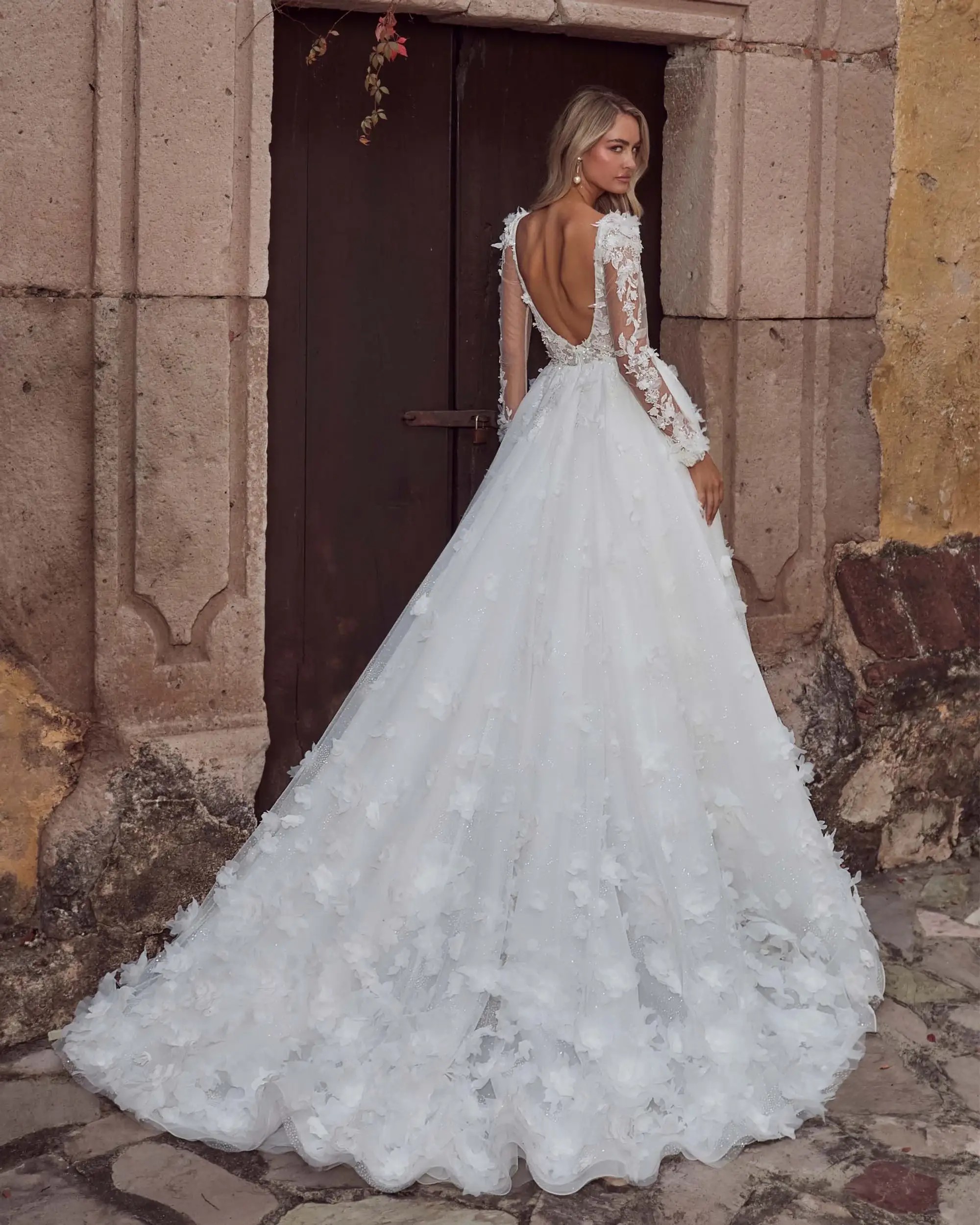 Embrace the Romance: Why 3D Lace Wedding Dresses Are Taking Center Stage in Bridal Fashion Image