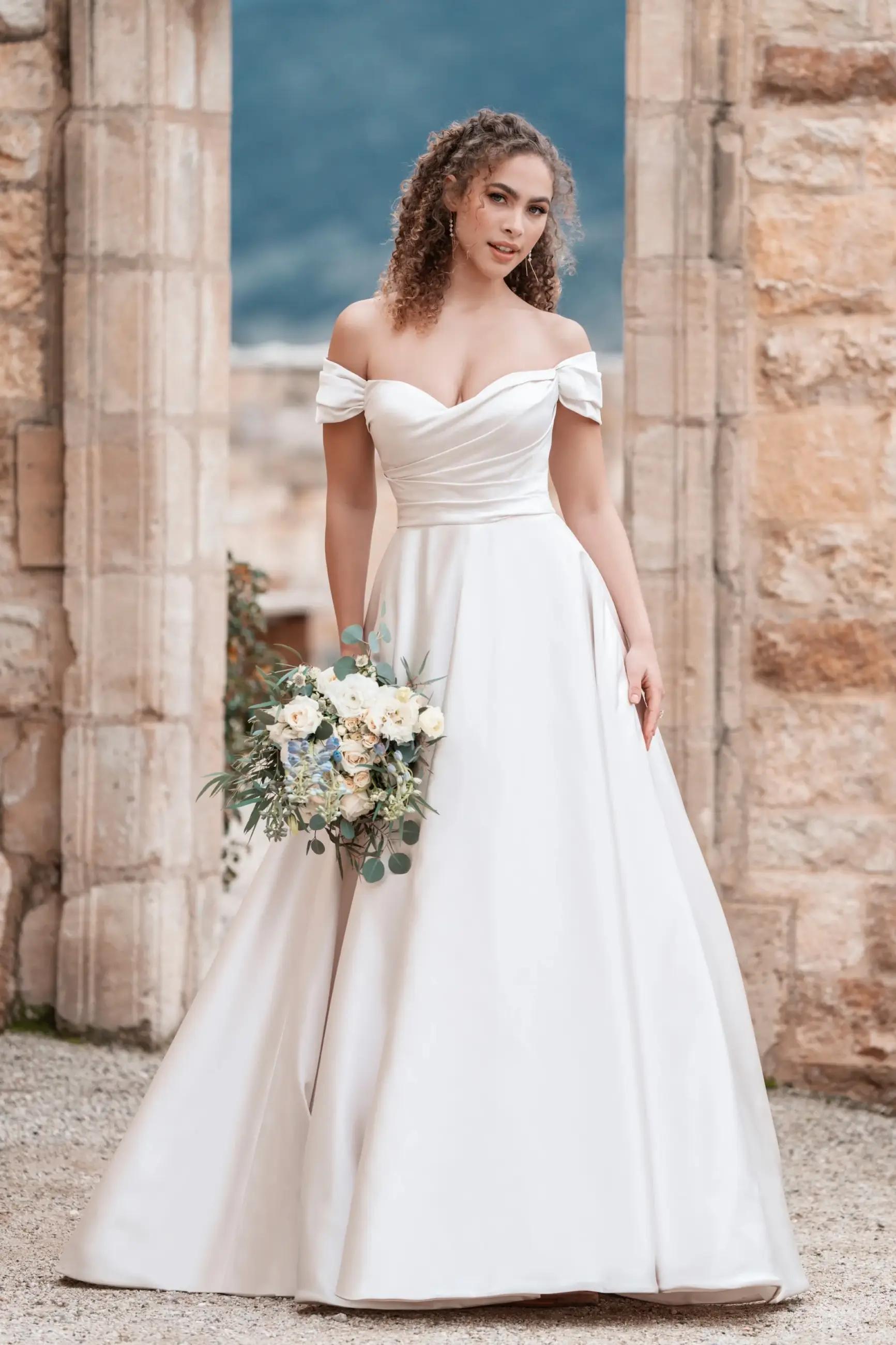 Timeless Elegance: Why Satin Wedding Dresses Are a Bride&#39;s Best Friend Image